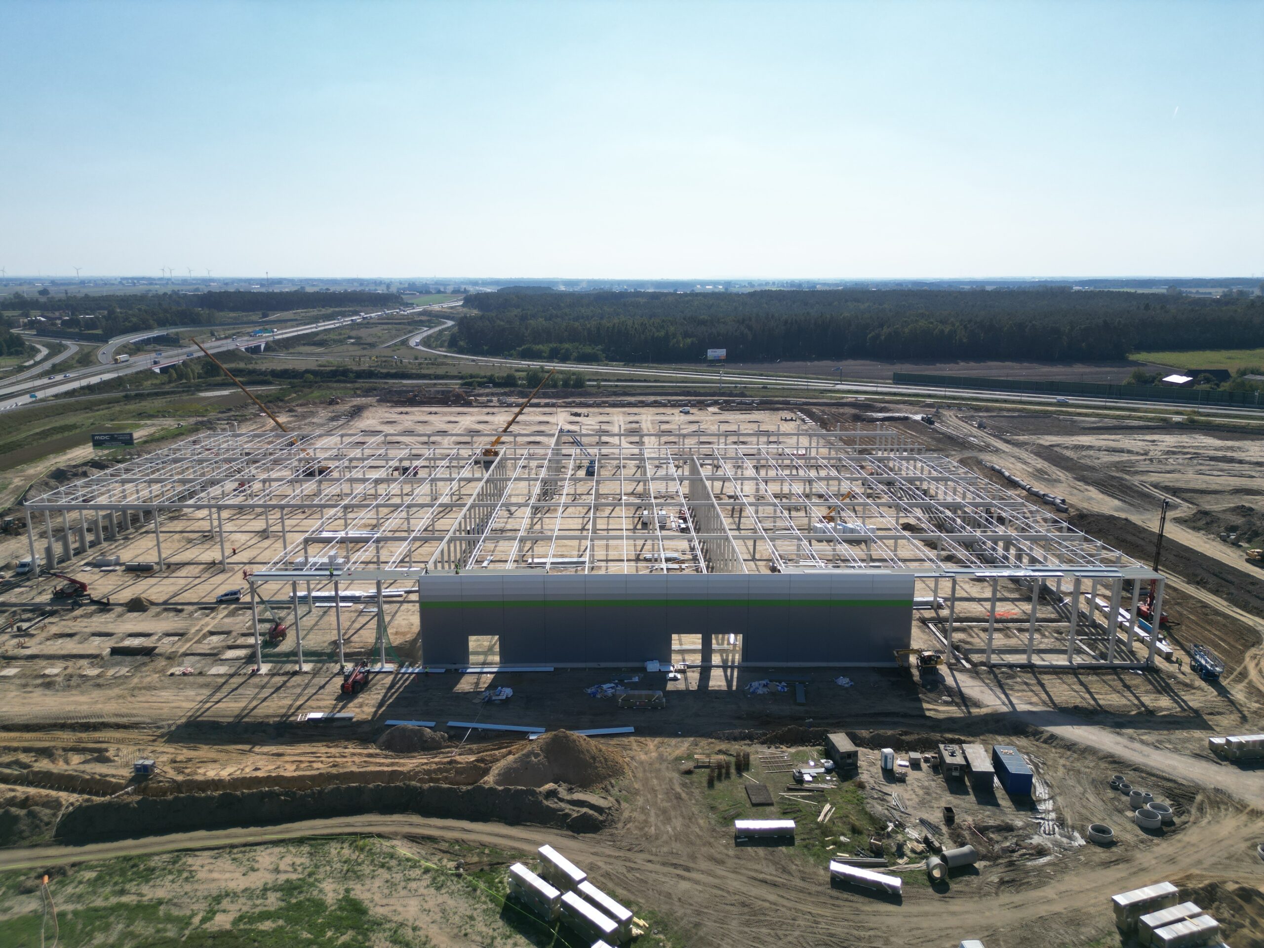 An outdoor gym under the auspices of the Truckers Life Foundation in the MDC² Park Łódź South logistics park